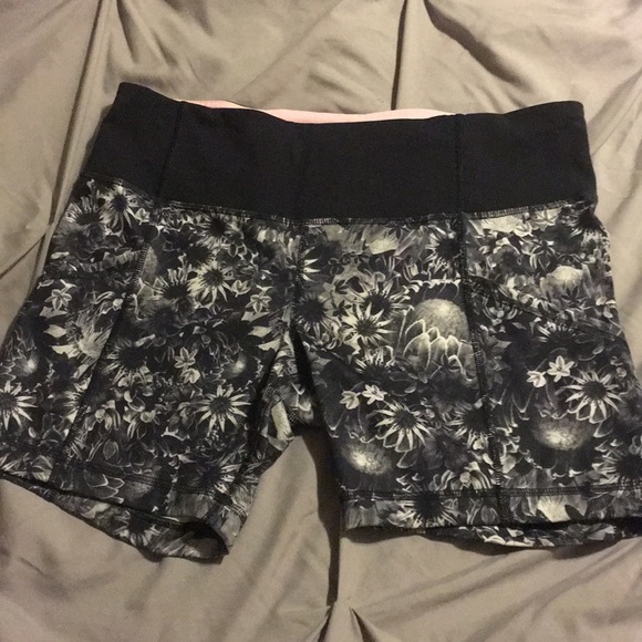 lululemon athletica Pants - LULULEMON shorts rare super cute flower design!!